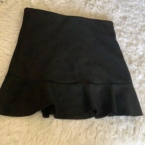 Suede black skirt small
